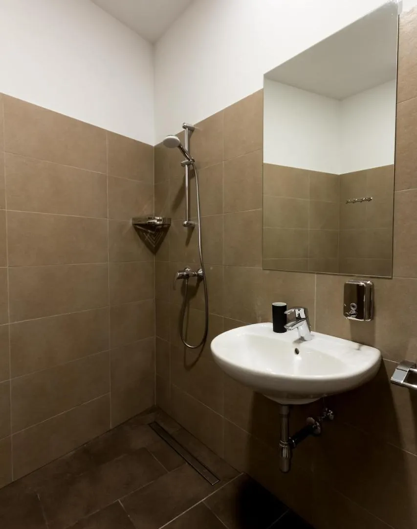 Debo Apartments Naehe Westbahnhof - Contactless Check In 维也纳