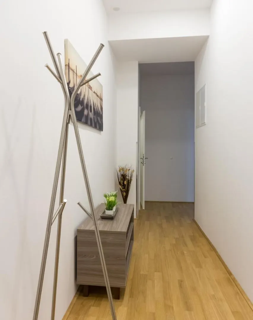 Debo Apartments Naehe Westbahnhof - Contactless Check In 维也纳