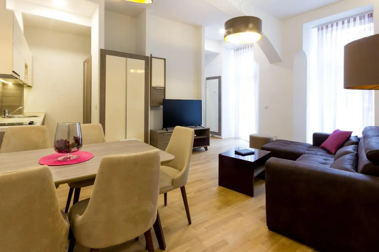 Debo Apartments Naehe Westbahnhof - Contactless Check In ウィーン オーストリア
